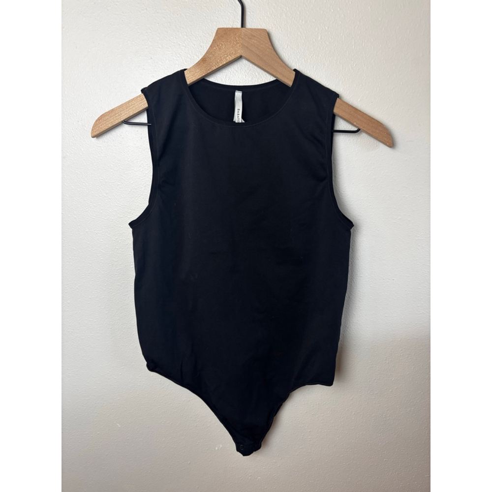 Aritzia Babaton Black Sleeveless Bodysuit L casual preppy designer luxury